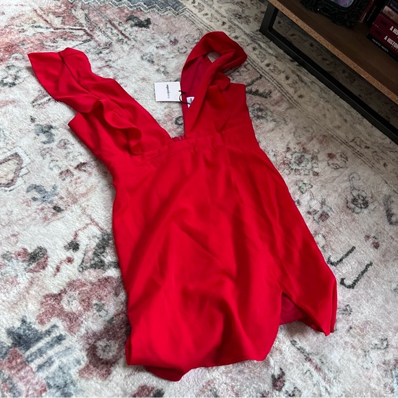 superdown Dresses & Skirts - NWT Harlow Superdown Mini Red Ruffle Dress